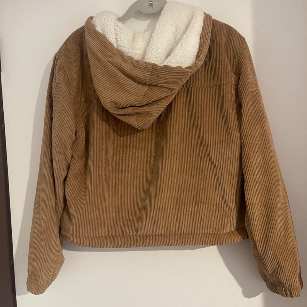 Cropped Jacket - Picture 2 of 6